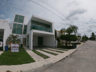 Casa en VENTA en Fracc. Residencial del Lago, Carmen, Campeche