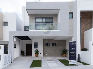 Casa en EL NUEVO REFUGIO con vestíbulo a doble altura   IG
