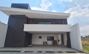 Venta de Casa NUEVA en privada en la zona de La Asunción Metepec