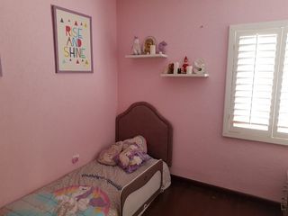 Bonita casa semi nueva por Reliz en Monteverde en fraccionamiento privado