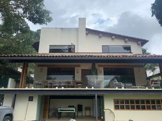 CASA EN VENTA EN AVANDARO CON EXCELENTE UBICACION