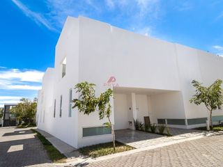 Casa en venta en Mariano Otero, Zapopan Jalisco.