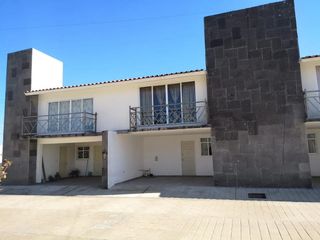 Casa en condominio - Cacalomacan
