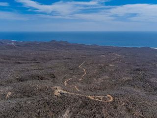 Terreno montañoso con vistas panorámicas en Matancitas, Baja California Sur