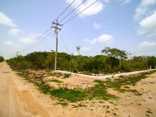 Terreno Residencial en Venta en Esquina ANTARIA |  Tixkuncheil, Yucatan |
