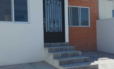 CASA EN TEQUISQUIAPAN, QRO. PRECIO DE PREVENTA. FRACCIONAMIENTO CERRADO