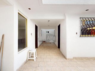 Casa sola en venta en Zona Escolar, Gustavo A. Madero, Ciudad de México