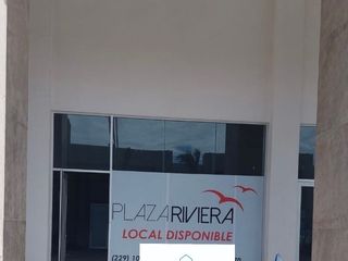 Local comercial en Plaza Rivera