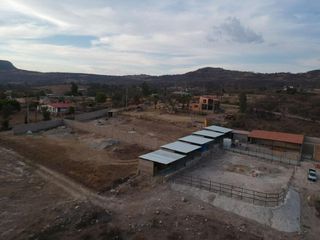 Hermoso Terreno con Caballerizas en El Roble (club deportivo udg)
