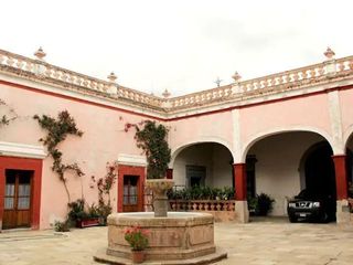 Preciosa Hacienda en Tequisquiapan, Campanario Tienda de Raya, 10000 m2, 15 Rec