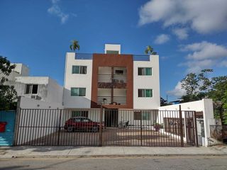 Edificio en venta con 6 depas en Playa del Carmen cerca  del Hospital General.