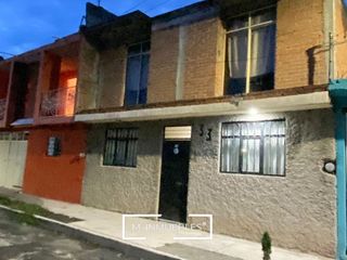 Encantadora casa en venta en Col. Eduardo Ruiz