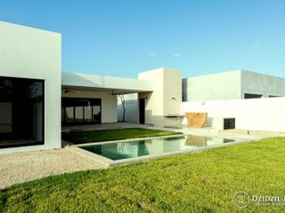 Casa de 1 Planta en venta en Merida,Yucatan EN PRIVADA CON AMENIDADES