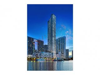 Baccarat, departamentos en venta en Miami, frente al rio Mi