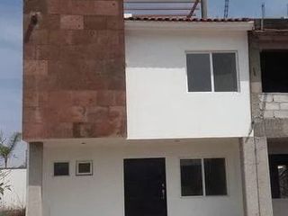 Se Vende Preciosa Casa en Ciudad Maderas, ROOF GARDEN, Alberca, 3 Recamaras, .