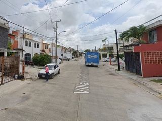 Casa en Fracc. Villas del Caribe, Cancún, Quintana Roo. **Remate Bancario**.