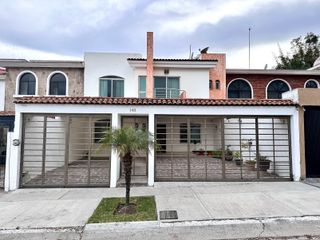 Casa en venta en El Palomar Tlajomulco