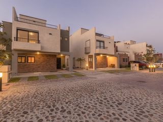 Villas / Residencias en Venta