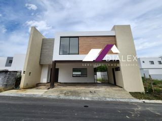 Altares Residencial -CARRETERA NACIONAL- Casa VENTA en Santiago, Nuevo León. 260 m2