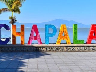 EXCELENTE LOCAL COMERCIAL EN CHAPALA
