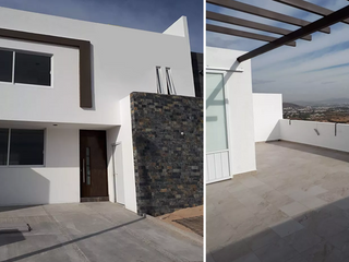 Preciosa Residencia en Punta Esmeralda, Roof Garden, Estudio o 4ta Recamara..