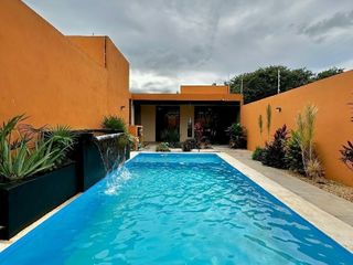 Casa de un piso con tres habitaciones y piscina en la zona Norte de Mérida