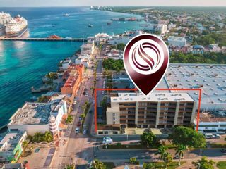 Local comercial a 50 metros del mar, sobre el Malecón de Cozumel, Avenida comerc