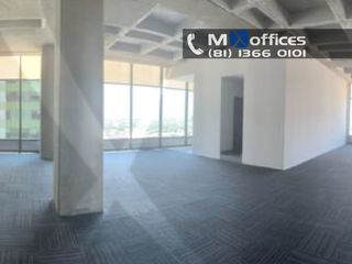Oficina en renta de 319m2 Semi Acondicionada en zona zona Santa María-Monterrey