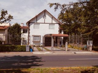 Casa en Venta, Condado de Sayavedra - Estilo Inglés.