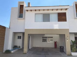 CASA EN RENTA AMUEBLADA RINCONADA ZARAGOZA AGUASCALIENTES