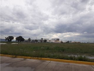 Terreno sobre autopista Pachuca México   13874 metros