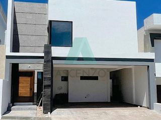 Venta de Casa Nueva en Fracc. Valdivia, Armriv