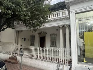 Casa en venta en el centro de Monterrey, Mty.