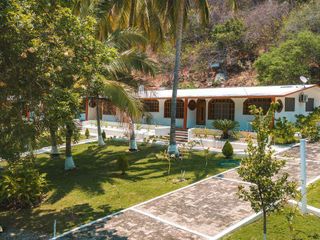 Hotel en venta, Puerto Escondido  OAX-2SM