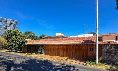 CASA EN VENTA EN COLINAS DE SAN JAVIER, ZAPOPAN