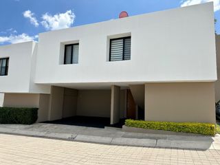 Espectacular casa en venta en Juriquilla