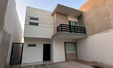 CASA EN VENTA VALLE ALTO PRIVADA KENTIA