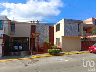 Casa en venta en calle Francisco González Bocanegra en San Andrés Tuxtla, Ver.
