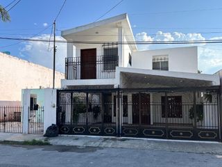 Casa en venta de 5 habitaciones a 14 minutos del Barrio de Santiago en Merida