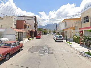 Casas en Fraccionamiento en Venta en Lomas de La Laguna, Tepic | LAMUDI