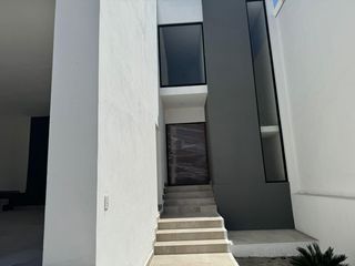 Casa en venta en Prados de la Silla en Monterrey