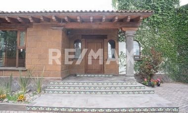 VENTA HERMOSA CASA COLINAS DEL BOSQUE