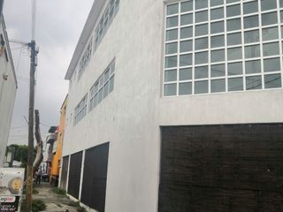 Edificio en VENTA o RENTA en Calle 14 Campestre Guadalupana Neza. Edo de México