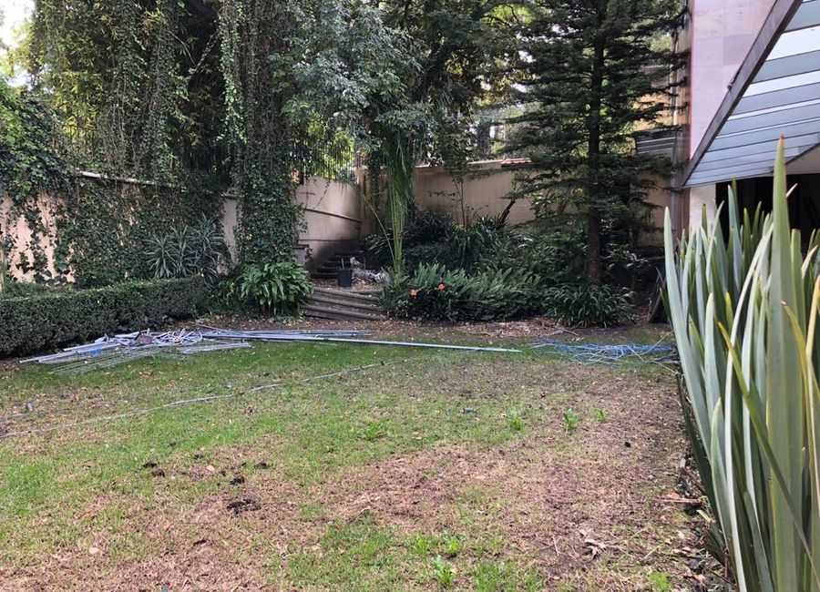 Propiedad con permiso construcción de 3 casas en venta Tlalpan Lamudi