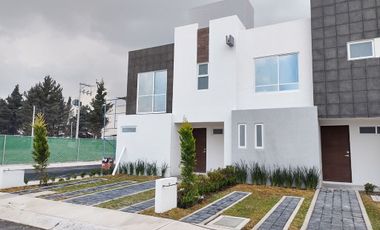 Casa en Venta Zinacantepec Téc de Monterrey Tren