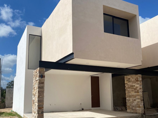 Townhouse de 2 rec a la venta en entrega inmediata