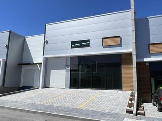 Bodegas nuevas en venta junto al PIQ Querétaro, dentro de parque industrial