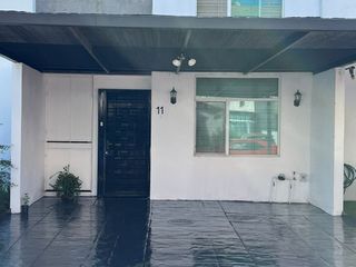 CASA RESIDENCIAL EN LA CALMA ZAPOPAN