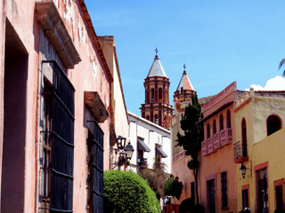 Se Vende Hotel Boutique en Centro Histórico de Querétaro, Equipado, ÚNICO !!