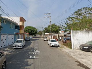 Casa en Col. Playa Linda, Veracruz, Veracruz. **Remate Bancario**.